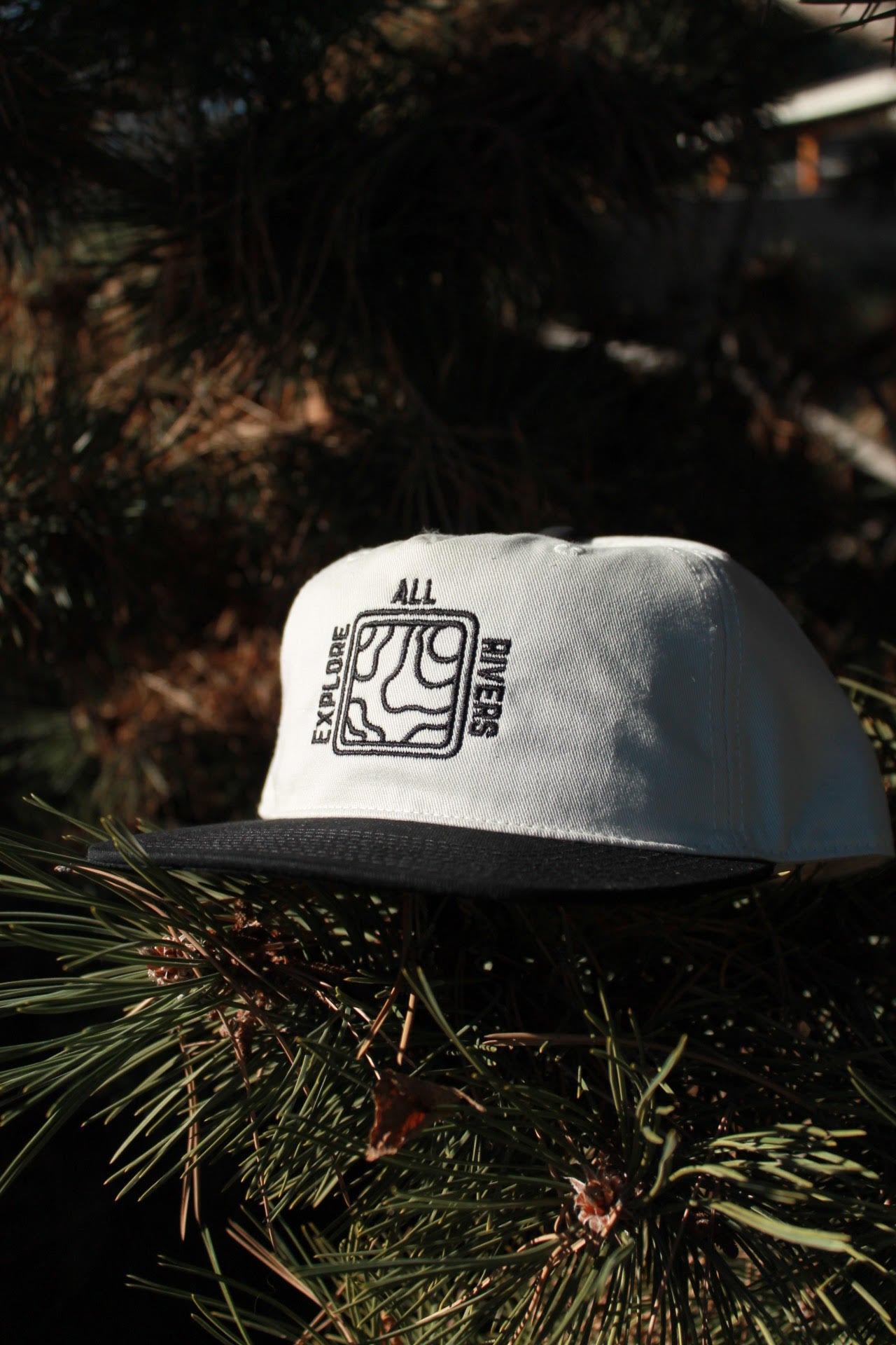 Explore Snapback image 0